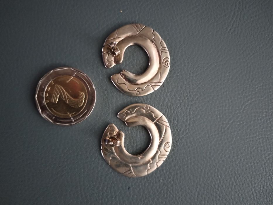 Сребърни обеци на винт