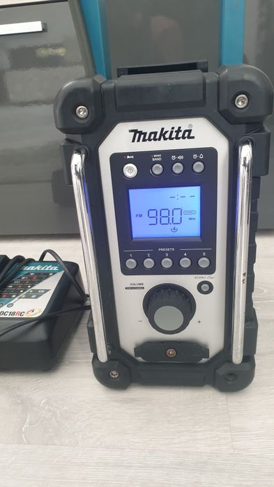 Radio Makita BMR 102