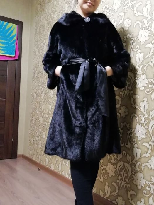 Продам норковую шубу