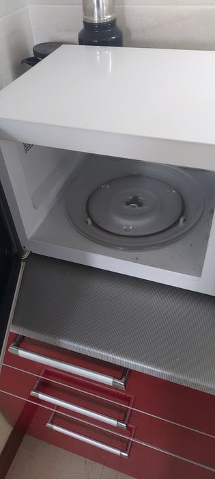 Продам микроволновую печь