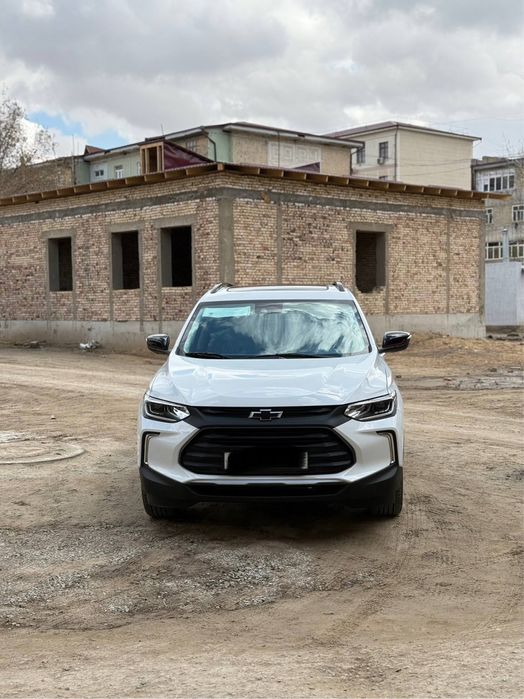 Tracker Redline 2025