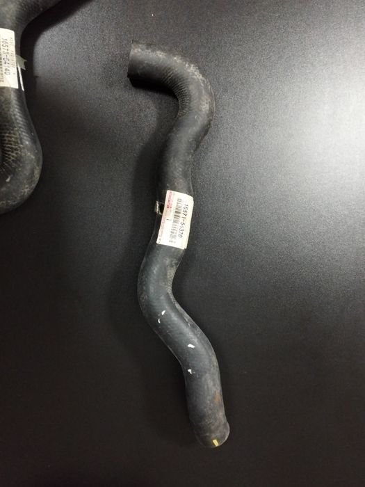 Патрубок системы охлаждения