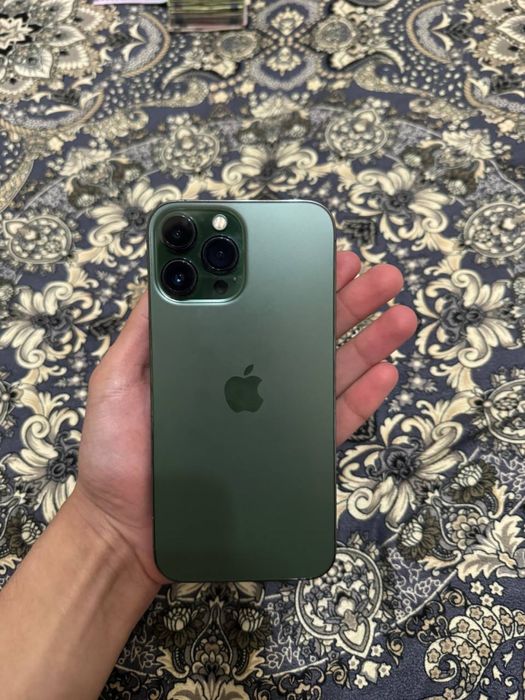 Iphone 13 pro max green