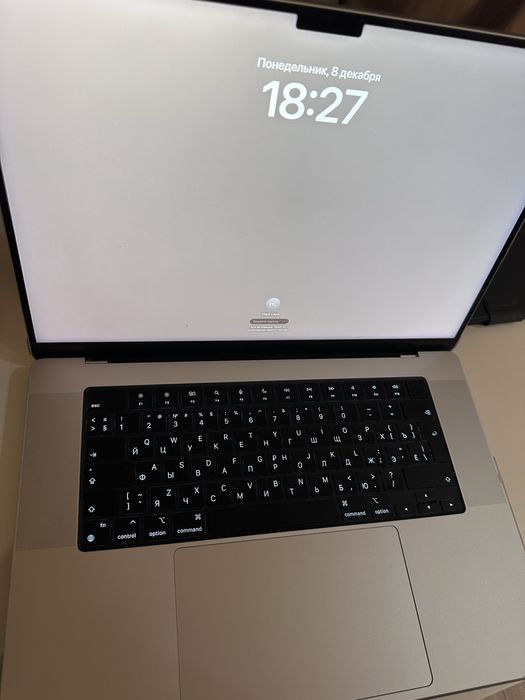 MacBook Pro 16.2 M3 Max  36 гб/ 1 тб