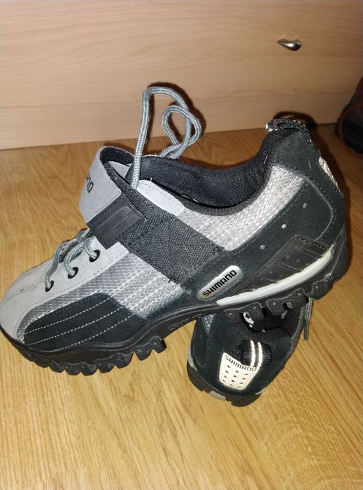 Кроссовки велосипедные