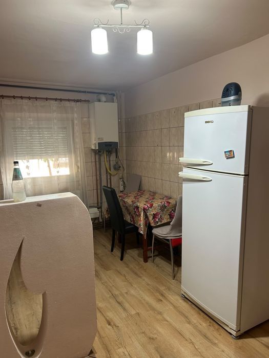 Apartament de inchiariat,zona Felix