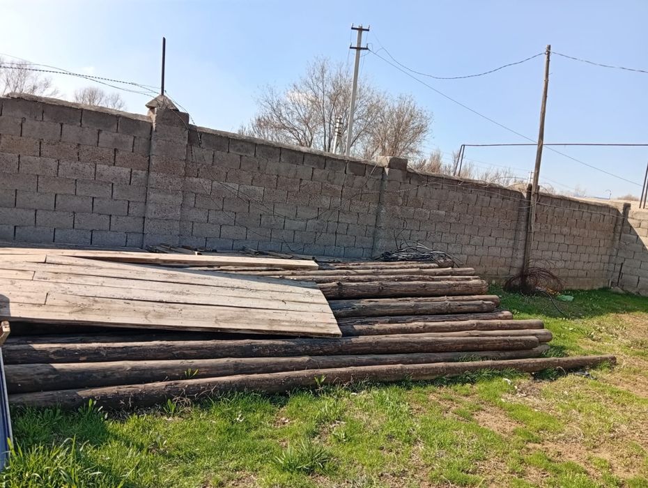 Үи сатылады Дербісек