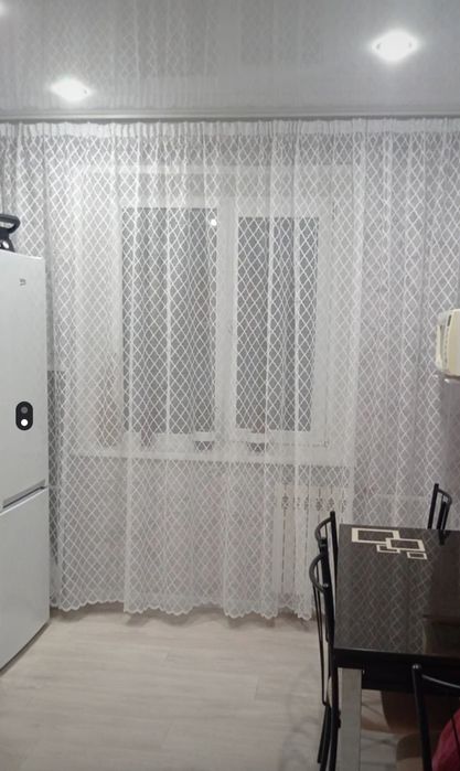 Продам тюль на кухню