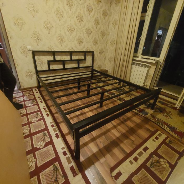 Кровать металическая