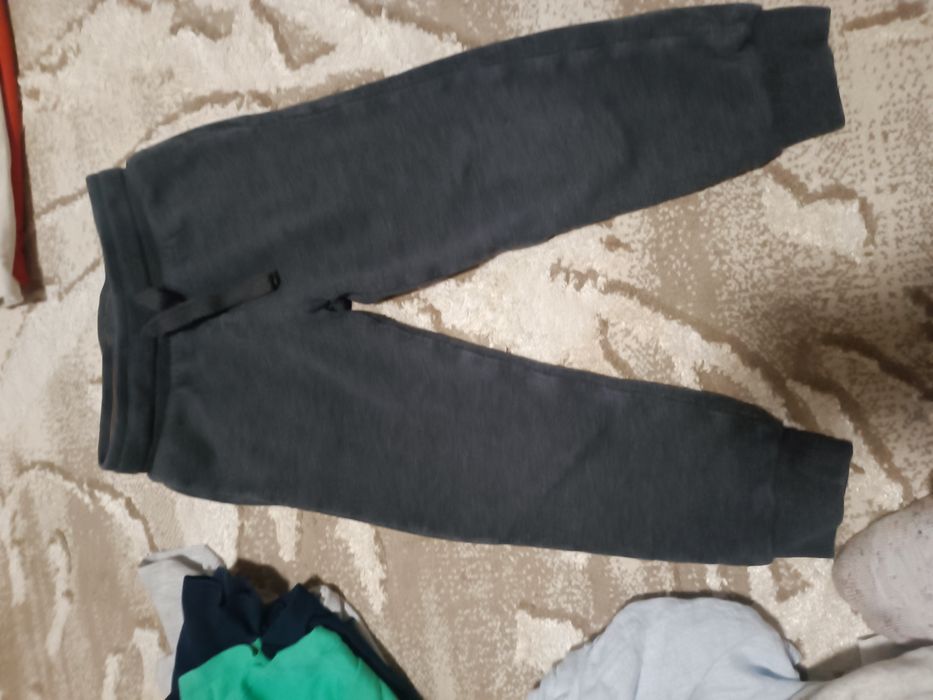 Лот от детски дрехи