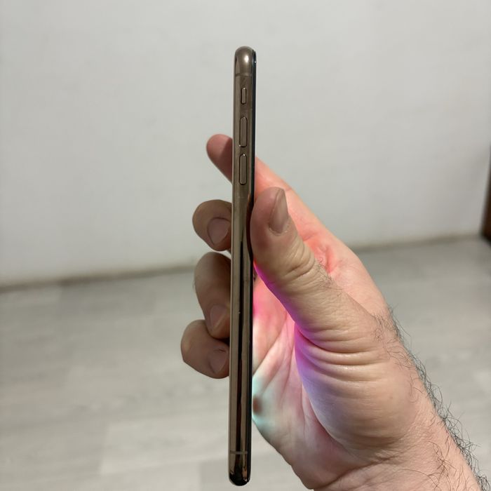 Айфон Xs max в илеале