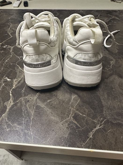 Adidași Michael Kors