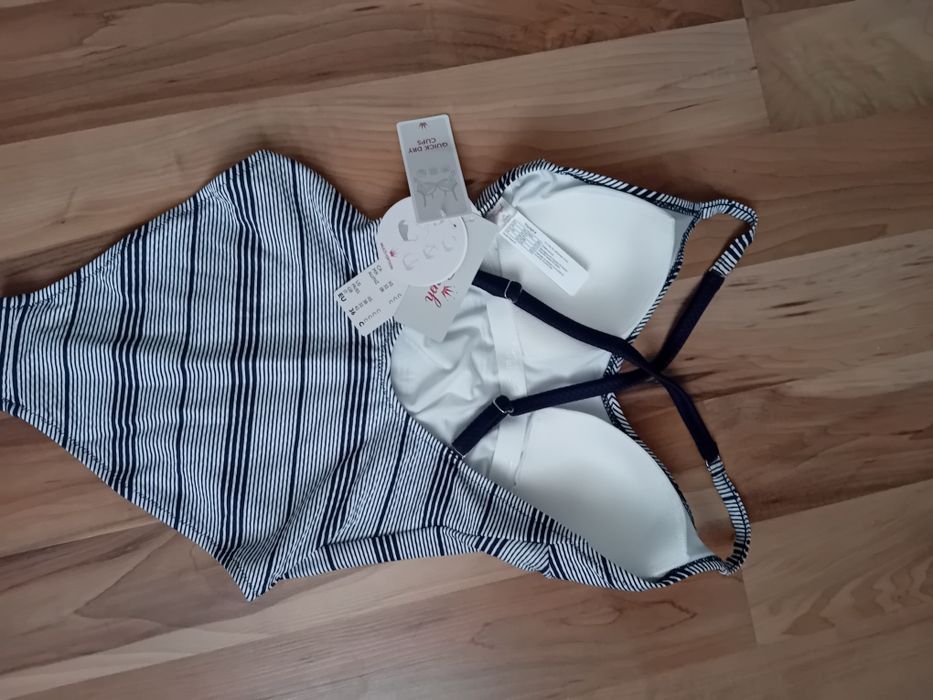 Juisy Couture XS/Triumph  36C цял бански