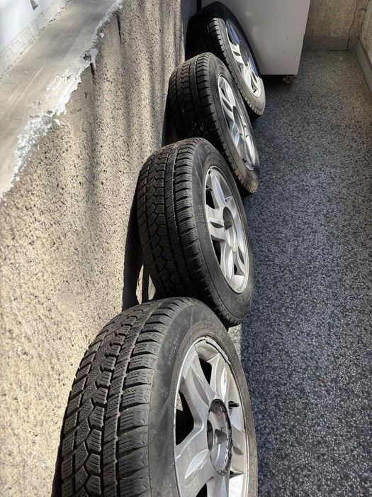 Гуми с джанти 15