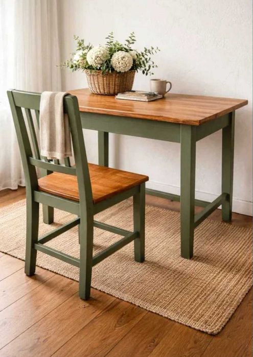 Masă vintage din lemn masiv + set potrivit scaun +măsuță–stil clasic