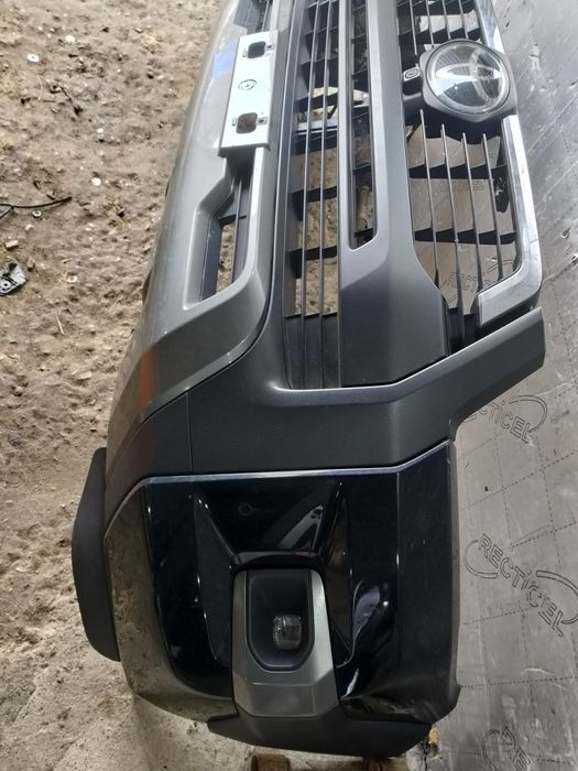 Fata completa Toyota Hilux invincible X