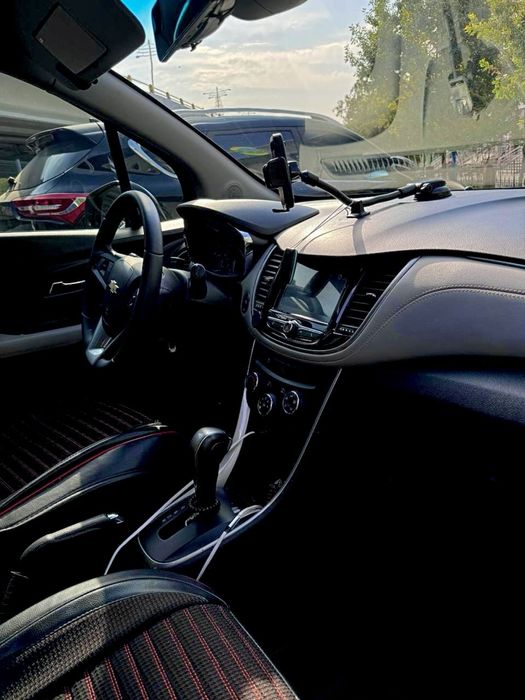 Продаётся Chevrolet Tracker 2019 года трекер