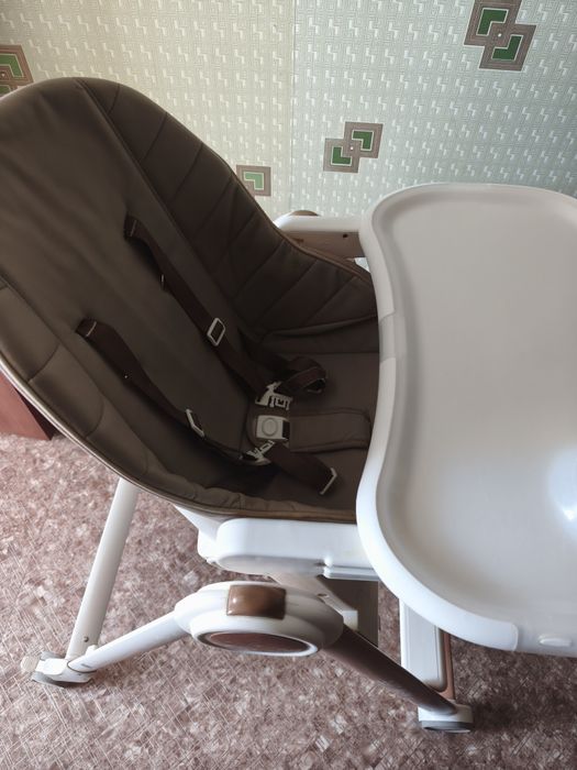 Стульчик для кормления Happy Baby