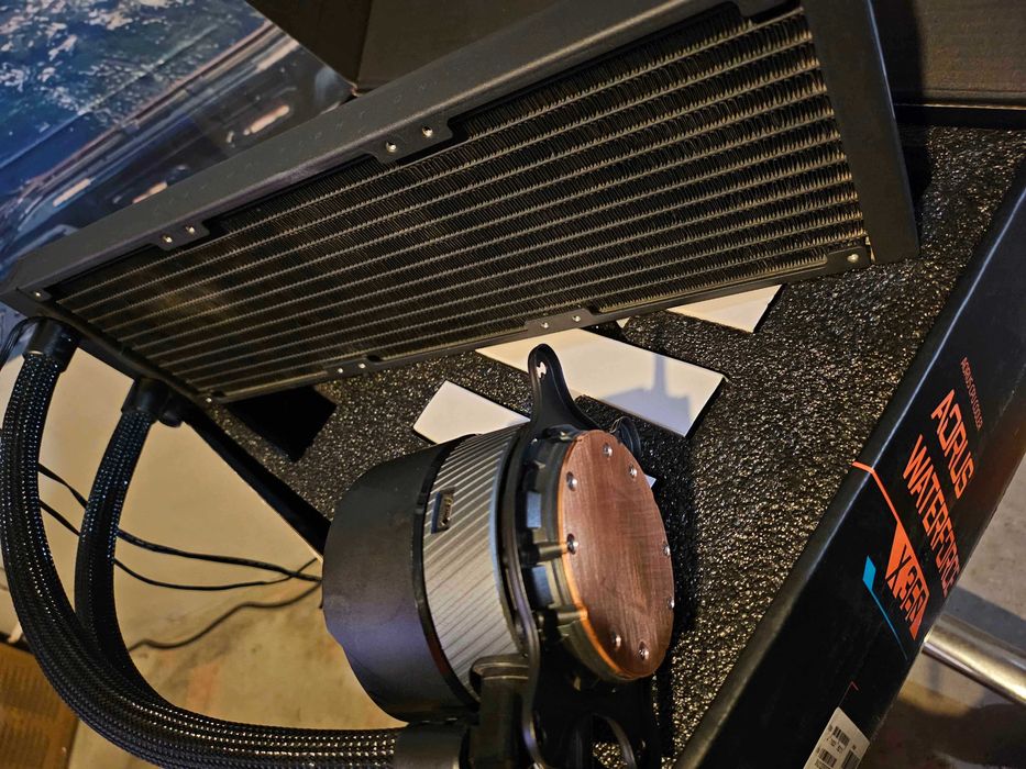 Водно охлаждане aorus waterforce x 360 ARGB