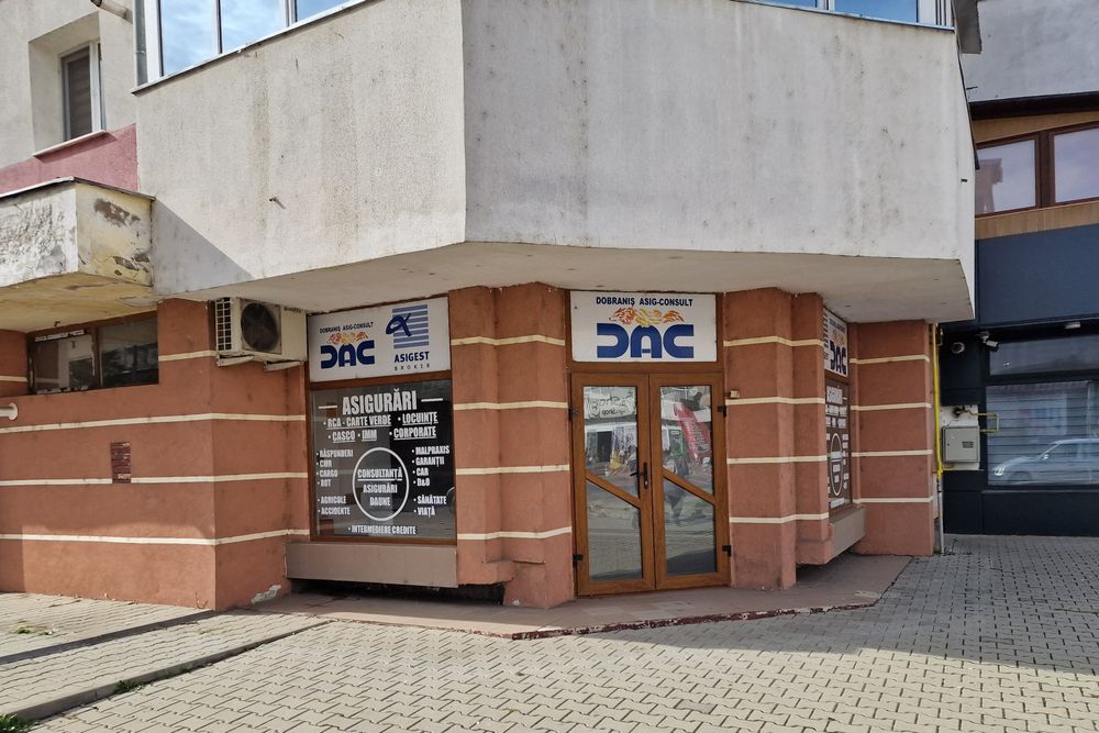 Spațiu Comercial de închiriat în Onești