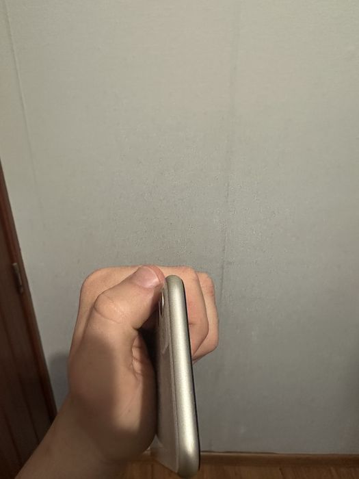 iphone 11 със сменена батерия