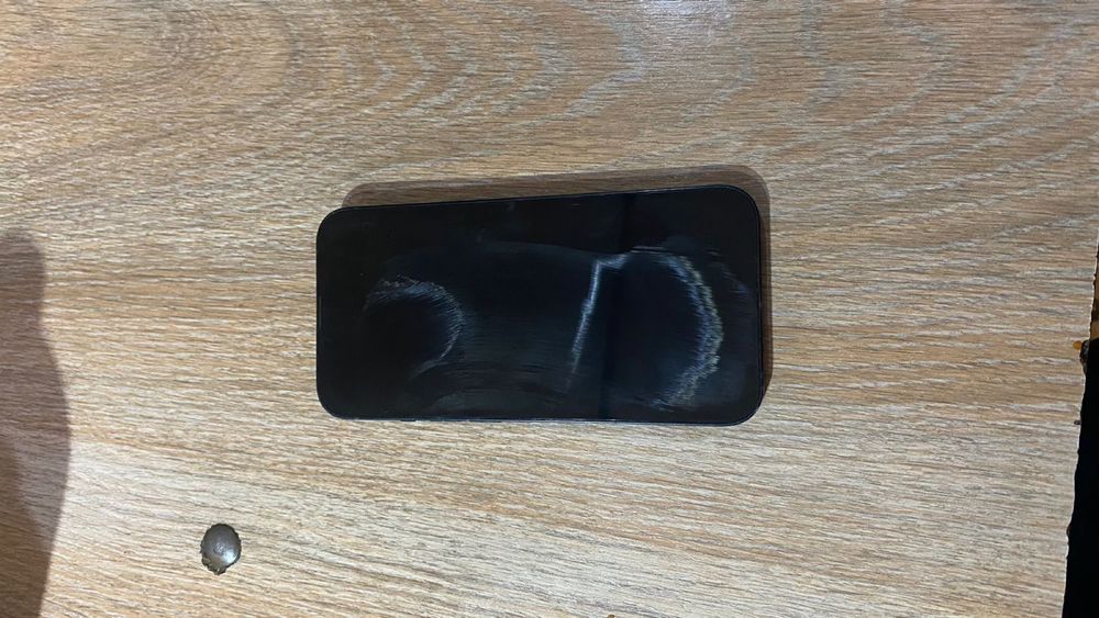 Айфон 13    Черный 128GB