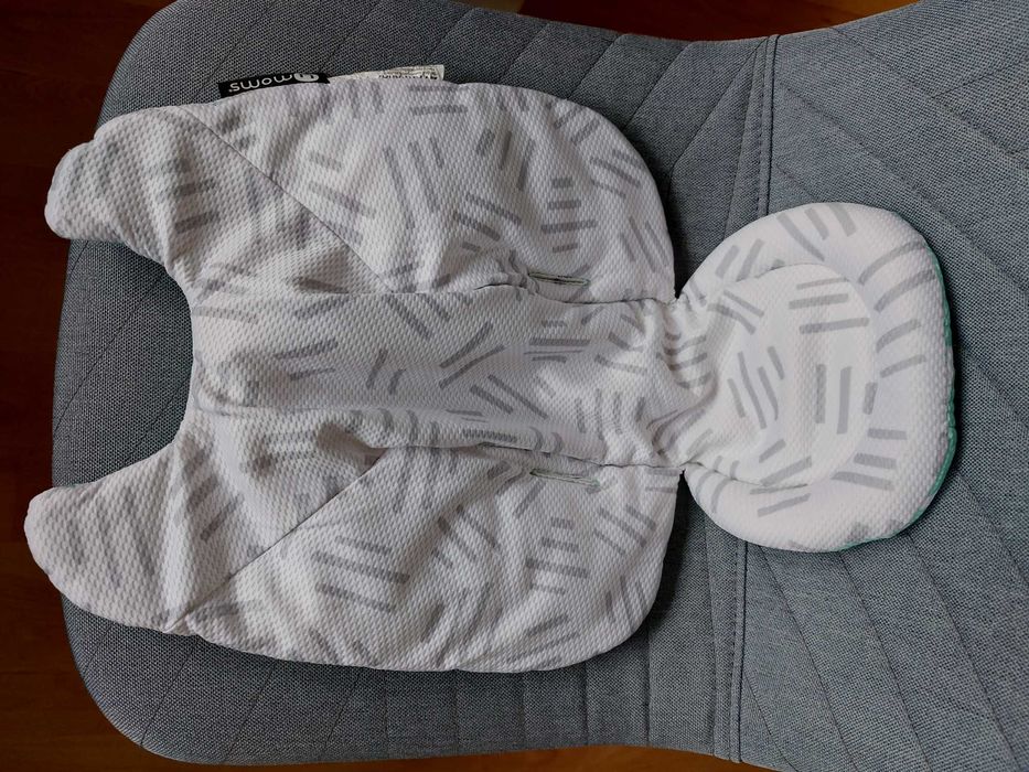 Електрическа бебешка люлка 4Мoms mamaRoo 5.0 - отлично състояние