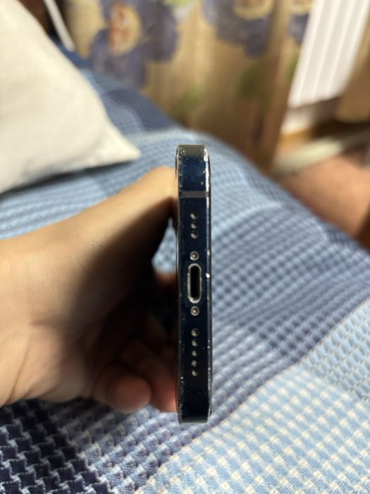 Iphone 12 сатылады