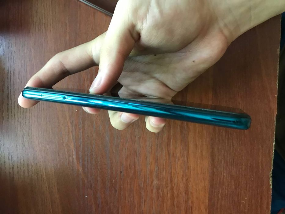 Telefon Sotiladi Artel Quadro Pro