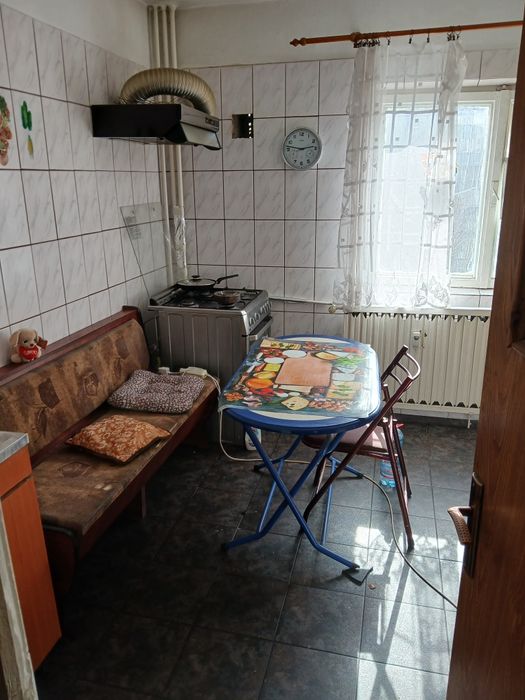 Apartament 3 camere decomandat parc sebastian sect 5