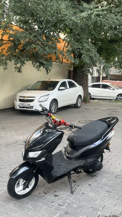Продам мопед м8.