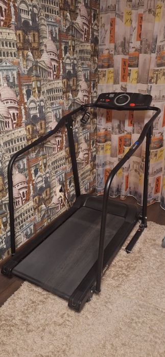 Беговая дорожка специализированная для реабилитации и для спорта