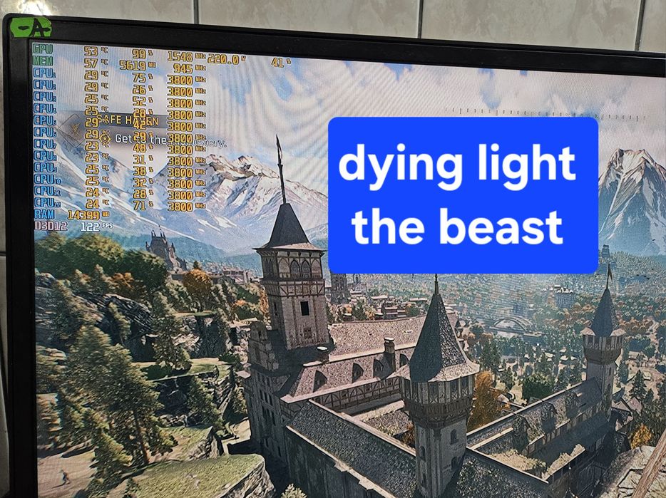 Unitate PC AURA video 8GB VEGA 64 128GB RAM SSD