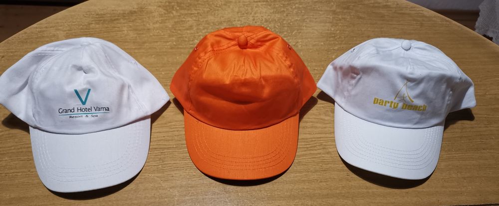 Шапки бейзболни,тенис козирки и детски