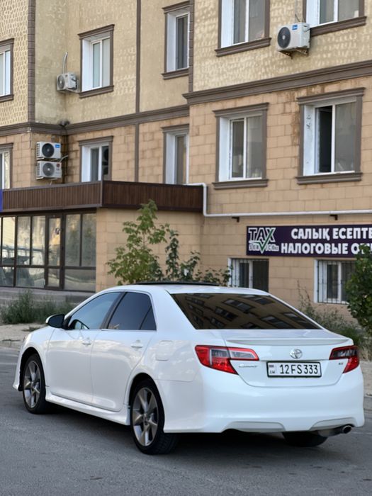 тойота камри 2014
