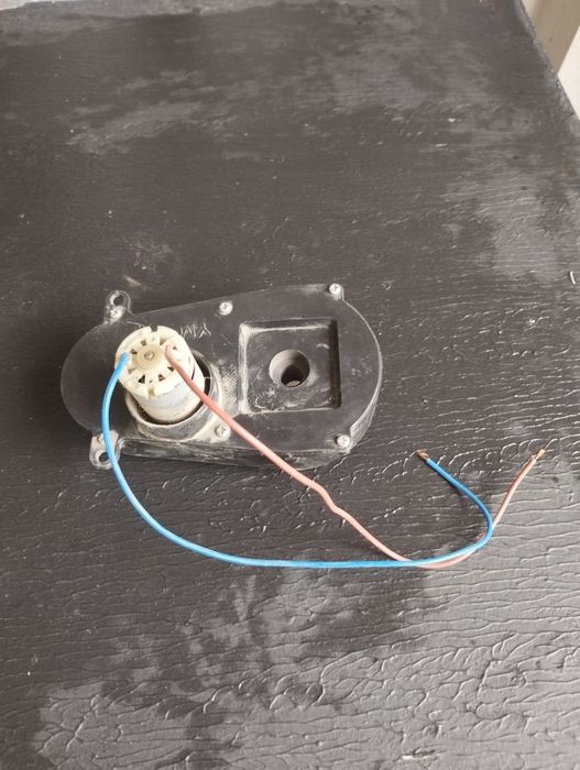 Рулевой редуктор для электро машинки(детской)