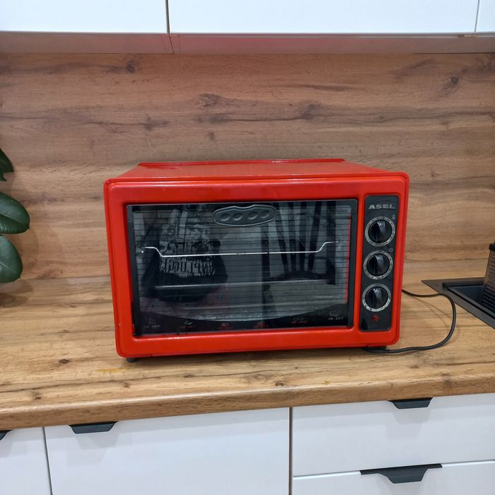 Продам отличный духовой шкаф