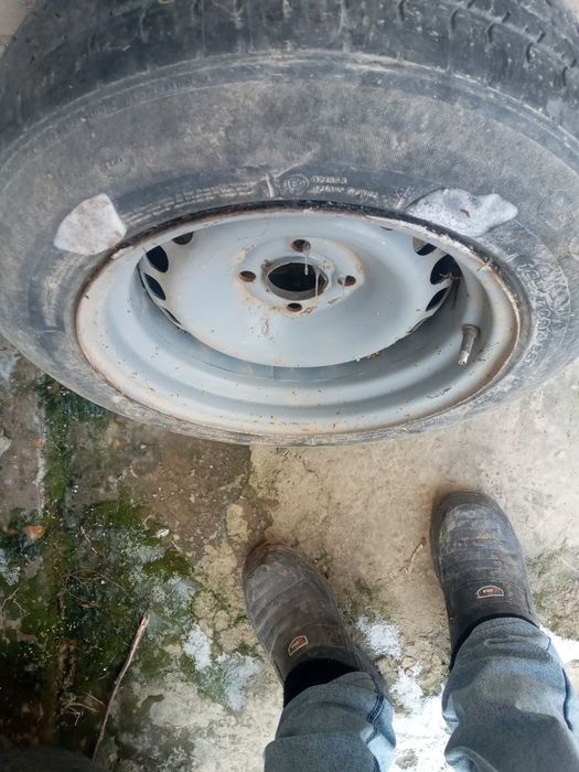 Diska kobilt ichi chuqur diska