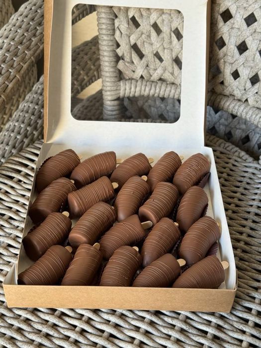 Клубника в шоколаде набор Новый год