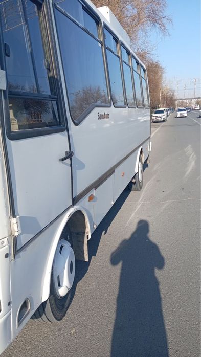 Isuzu avtobus sotiladi SROCHNI 2018 yil