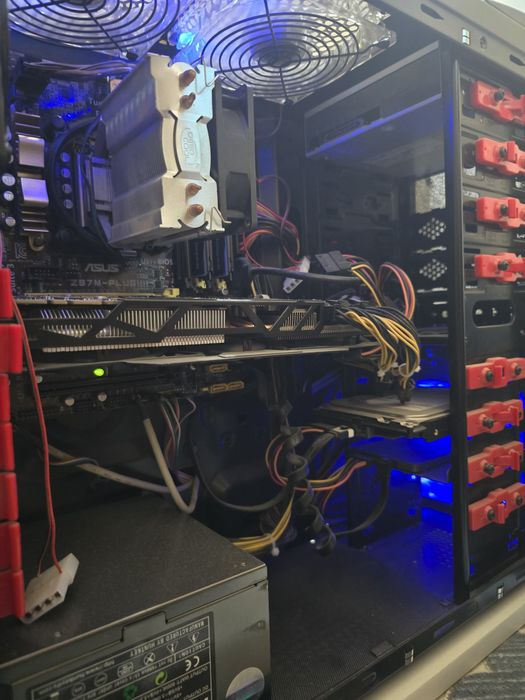 ПК (i7 4770k 3,5 GHz, DDR3 16Gb, GTX 770 4Gb) + монитор Philips 32"
