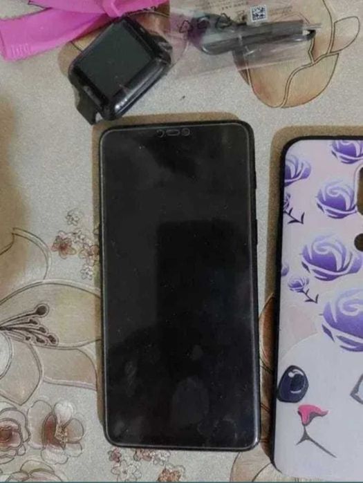 Android Oneplus 6 cu accesorii/ Smartwach