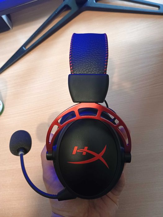 HyperX cloud alpha wireless
