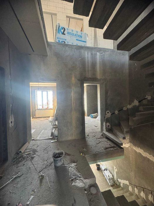 Еврокоробка в Греческом,1.8-соток, 9-комнат, 3-уровня, без подвала