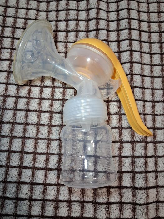 Молокоотсос ручной новый