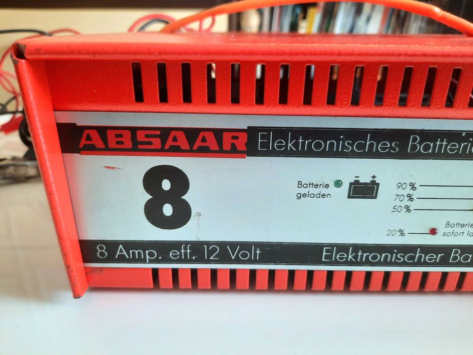 Redresor Auto Profesional Absaar „Profi” 8A / 12V cu Tester Baterie