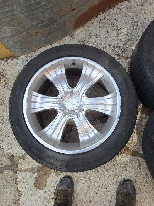 Джанти с гуми за митцубиши спорт