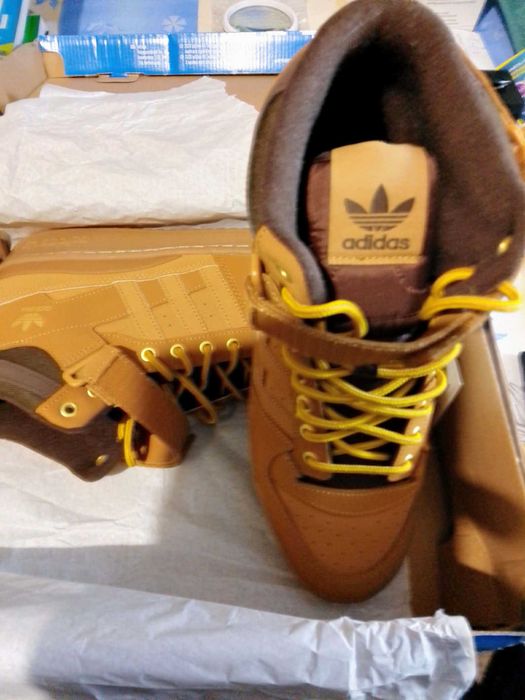 Оригинални обувки ADIDAS - чисто нови !