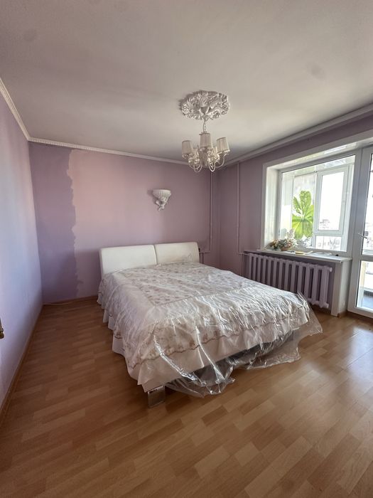 Продам 3х комн.центр , достык