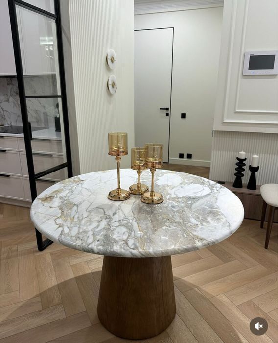 Мраморный стол со скидкой